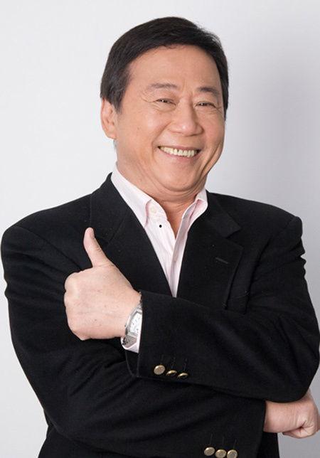 明星夏雨近照照片,近照展现成熟魅力