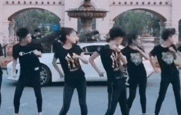 快手网红社会摇